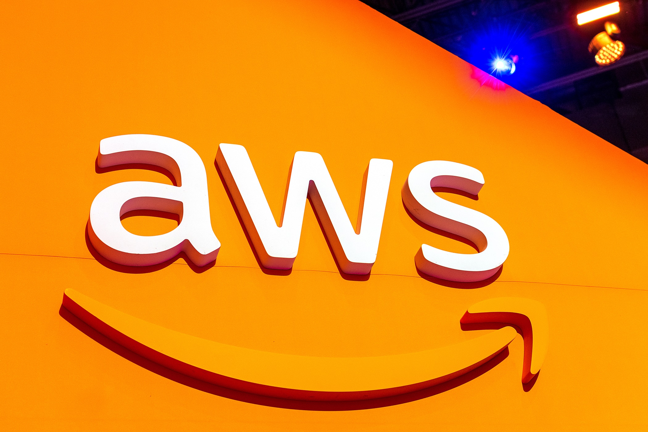 AWS Expands Amazon Bedrock With New Generative AI Solutions - CX Scoop